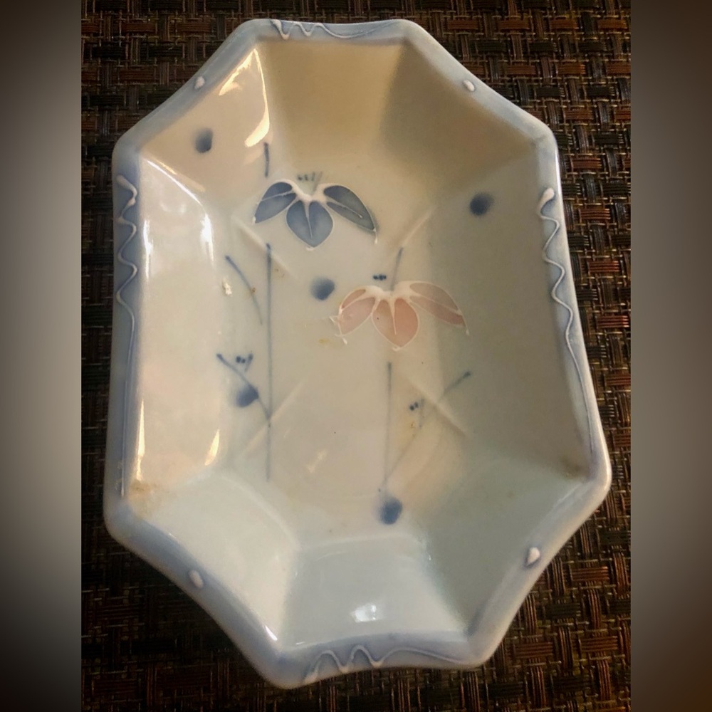 Vintage Hexagonal Japanese White Porcelain Dish
